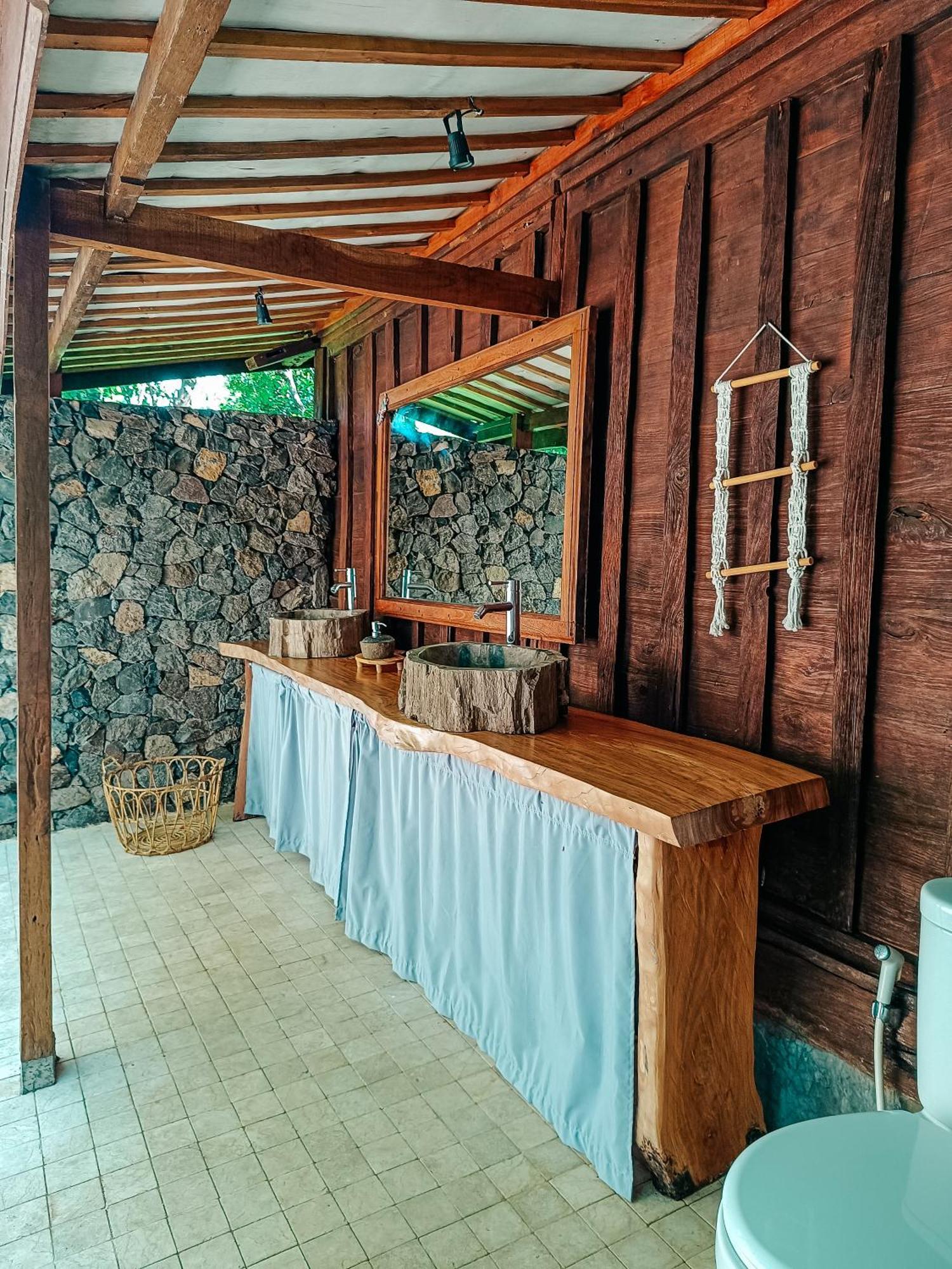 Lodge Alaya